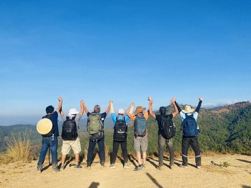 Trekking Tà Năng cùng những người bạn độc thân