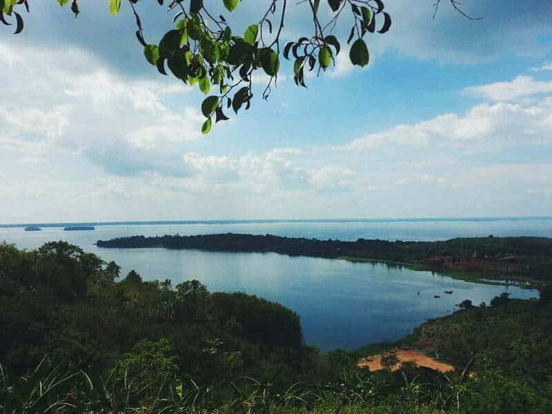 Hồ Trị An là một bộ phận của đập thủy điện Trị An thuộc địa phận tỉnh Đồng Nai