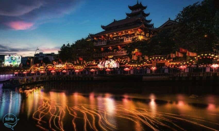 Hình ảnh chùa Pháp Hoa khi về đêm