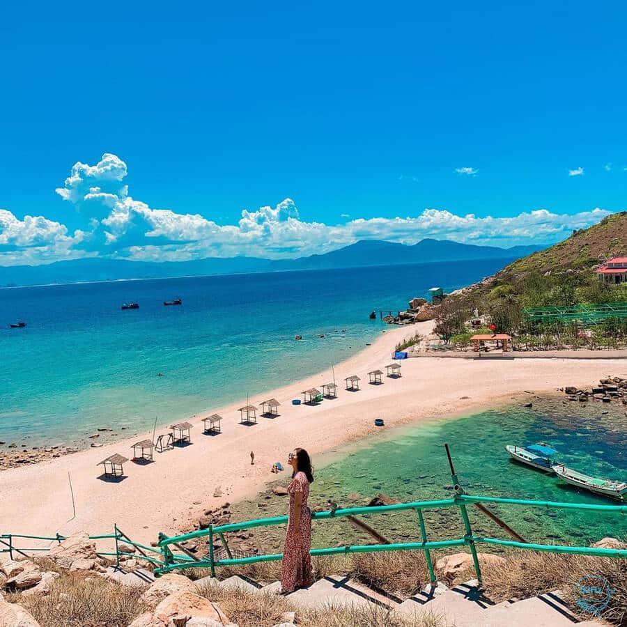 Đảo Yến Nha Trang: Top 9+ Trải nghiệm lý tưởng cho mùa hè
